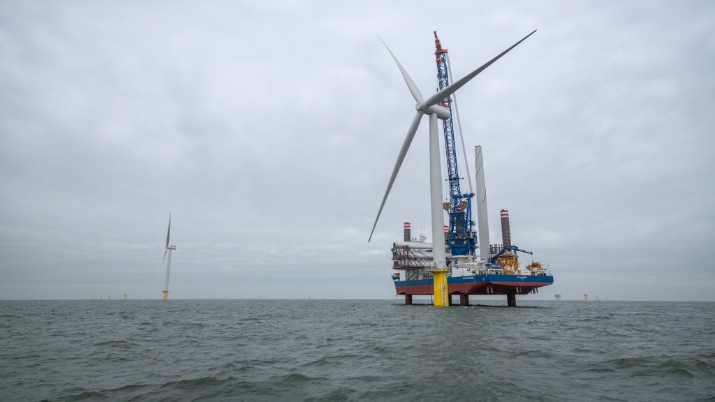 Turbine installation at Dudgeon Offshore Wind Farm
